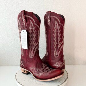 Burgundy Western Heeled Boots - Women